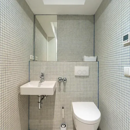Stylish 2 Bath R Bergmannkiez, Kreuzberg Apartment